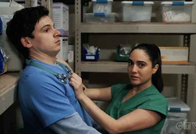 Картинки из серий сериала Клиника